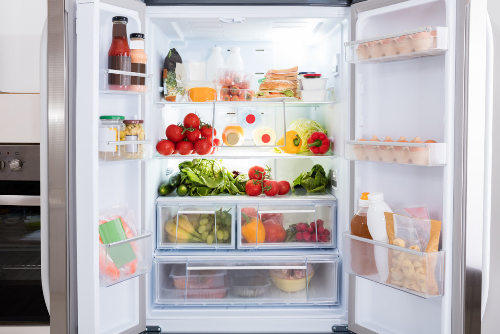 冰箱里放热的东西对冰箱有害吗