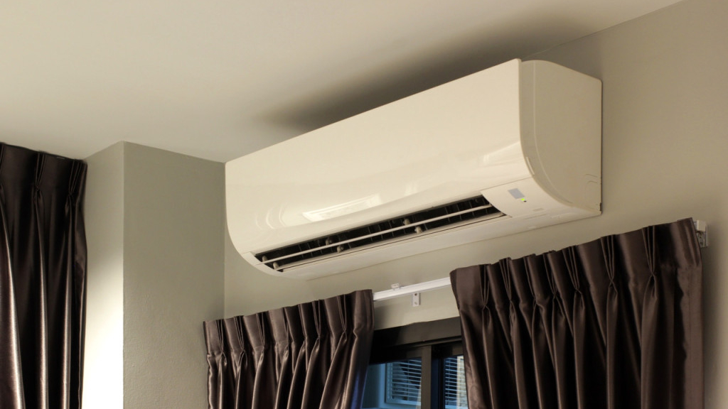 空调安装高度多少合适