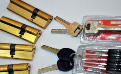 防盗门锁芯换一个多少钱|换防盗门锁芯方法