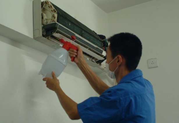 空调维修工具：空调加氟多少钱一台 空调加氟步骤