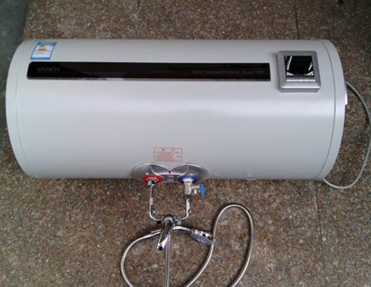 电热水器漏电插头跳闸怎么办，热水器漏电解决方法