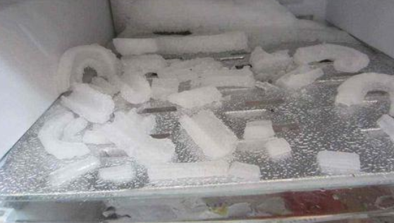 冰箱的冷藏室结冰