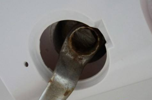 电热水器水垢清理方法