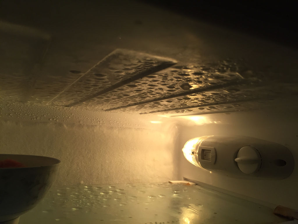 冰箱为什么会漏水