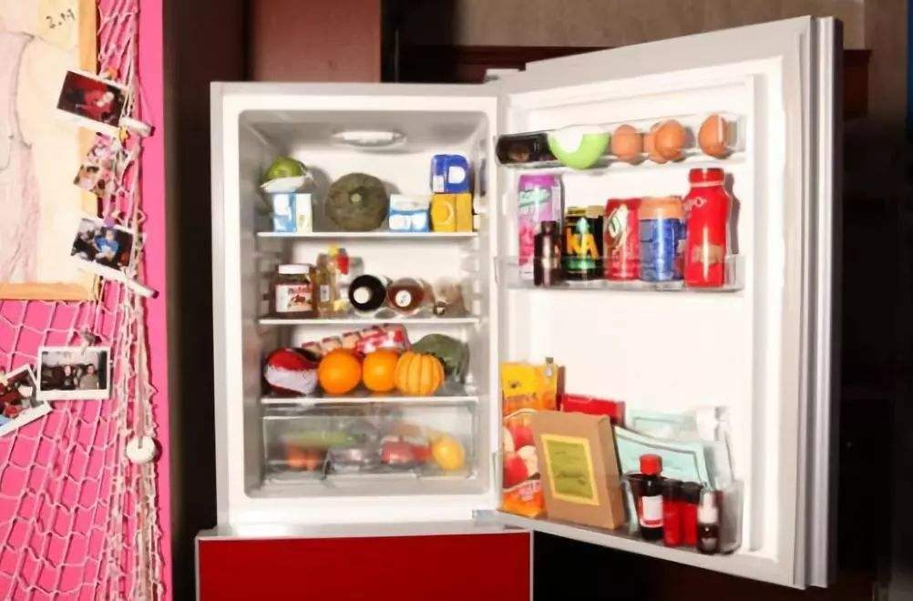 新冰箱冷藏室有异味怎么办
