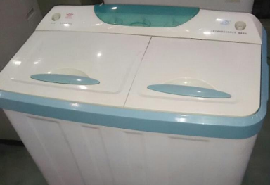 双桶洗衣机洗衣时排水怎么办？双桶洗衣机洗衣时排水怎么回事？
