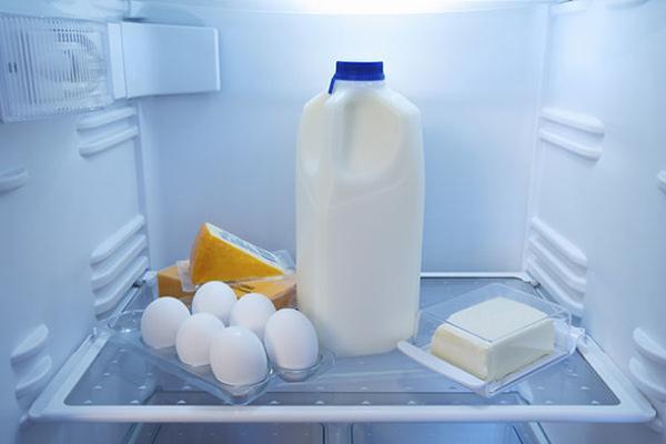冰箱的排水孔老是被冻住是什么原因