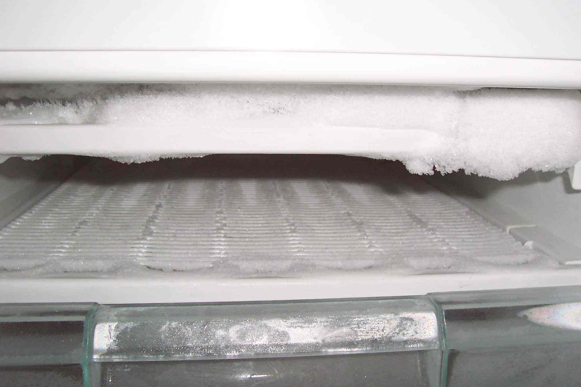 冰箱冷冻室结冰怎么办？冰箱冷冻室容易结冰如何解决